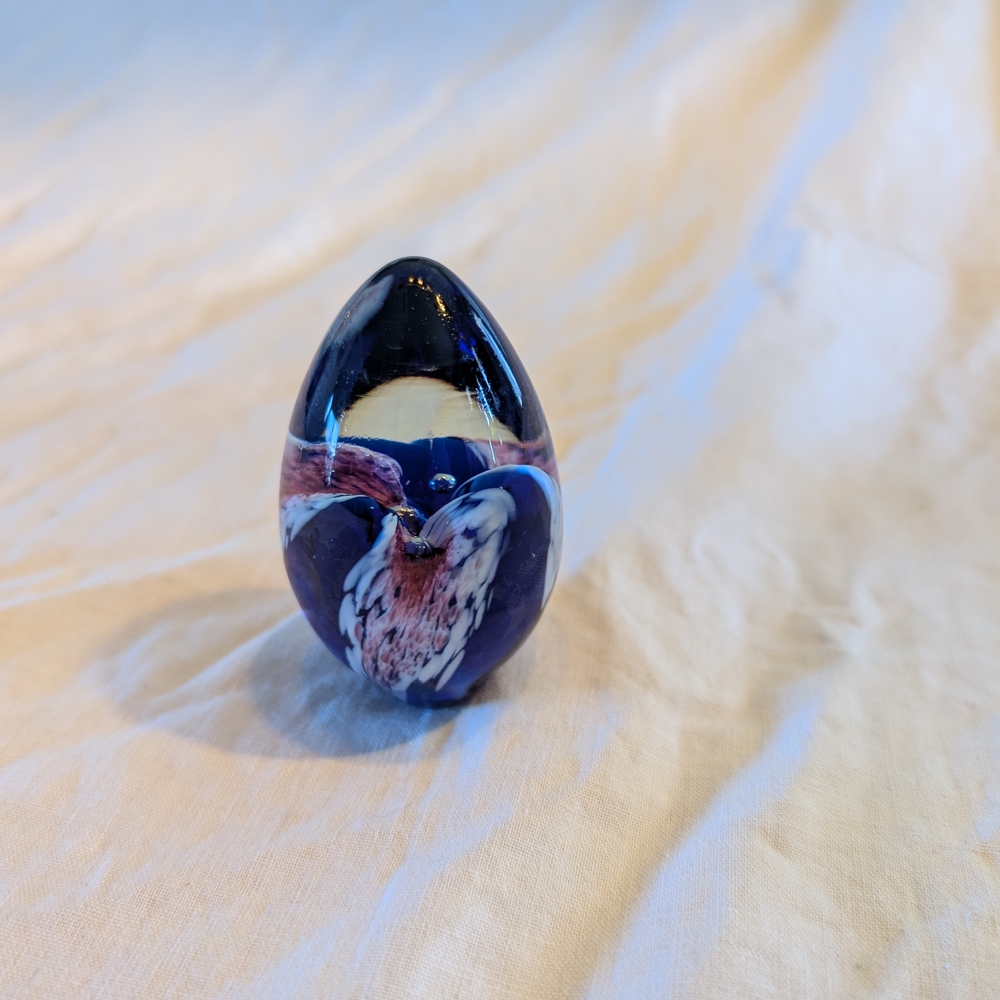 2/30$ Vintage Blue, Purple & White Hand Blown Glass Egg Paperweight